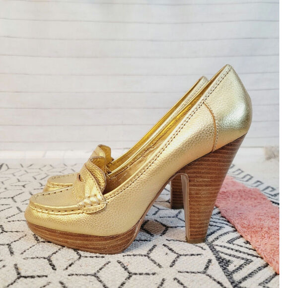 Steve Madden Gold Leather Platforms Loafer Heels, sz 9 - Picture 1 of 13